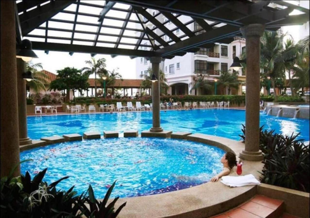 Instay Leisure Mahkota With Sea/Pool View Малакка Экстерьер фото